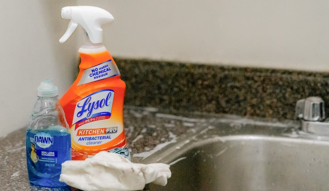 Can You Use Lysol Kitchen Cleaner on Quartz Countertops?