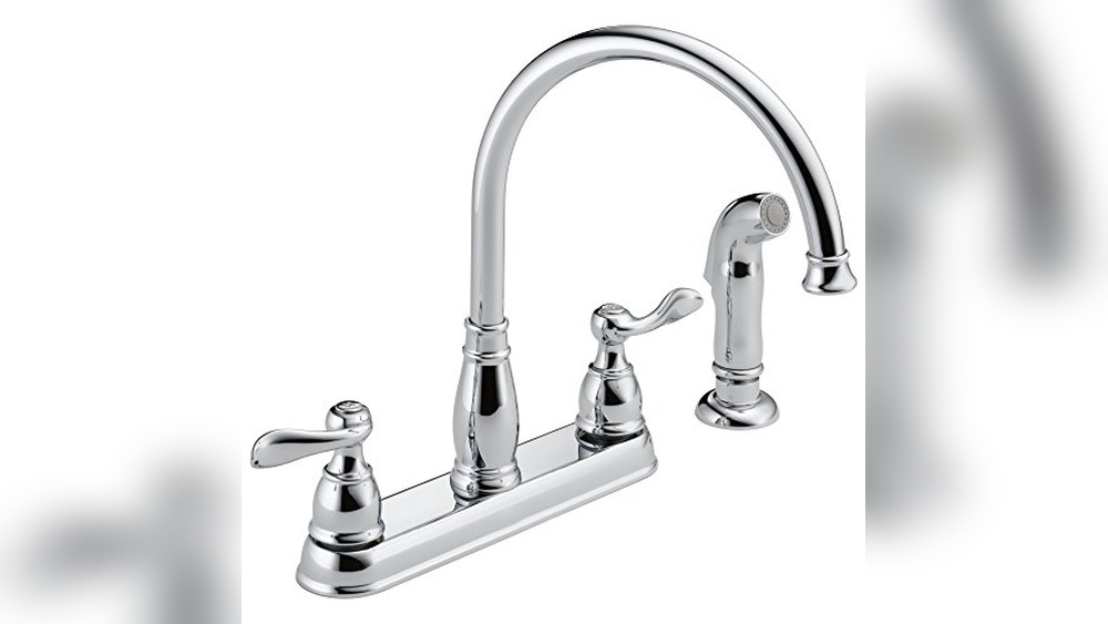 Delta Windemere Chrome Kitchen Faucet 21996LF Review & Guide